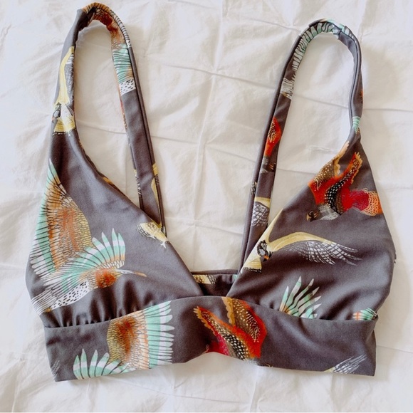 NEW RARE! BOYS + ARROWS RAPTOR 🦅 BIRD FILLIS BIKINI TOP sz L EAGLES GRAY RED - Picture 1 of 5